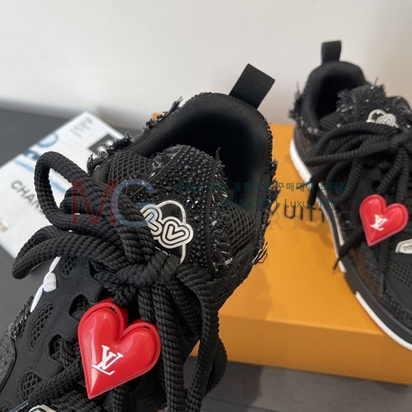 �������� ���̺��� Skate����Ŀ�� LV788051-1