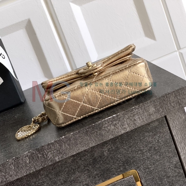 ��* �̴� �÷��� A72030-7