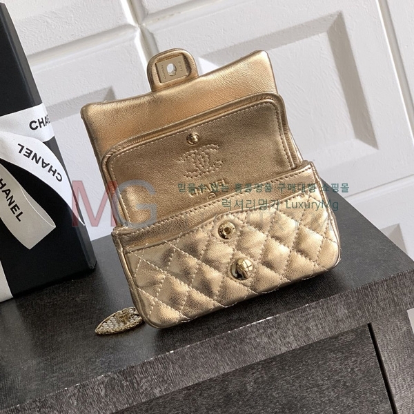 ��* �̴� �÷��� A72030-7