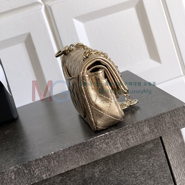 ��* �̴� �÷��� A72030-7