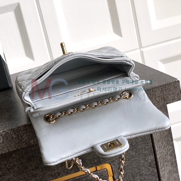 ��* �̴� �÷��� A72030-6