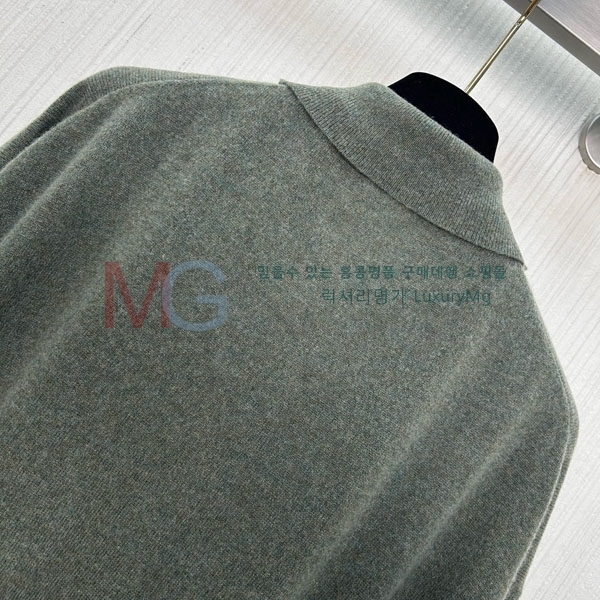 ���� �η�**�� ������ LP325677-1