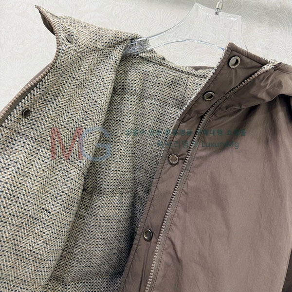 ���� ���ڷ� ��ġ�ڸ� ��� �ٿ� �е� BC4340349-2