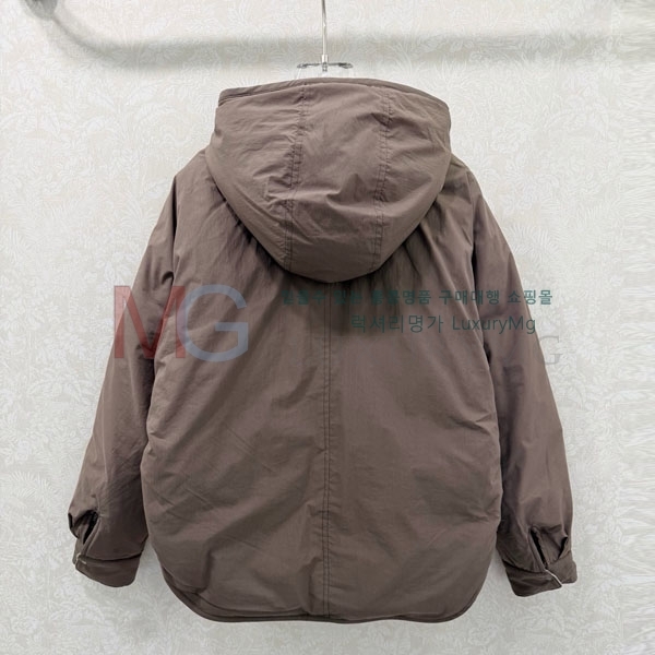 ���� ���ڷ� ��ġ�ڸ� ��� �ٿ� �е� BC4340349-2