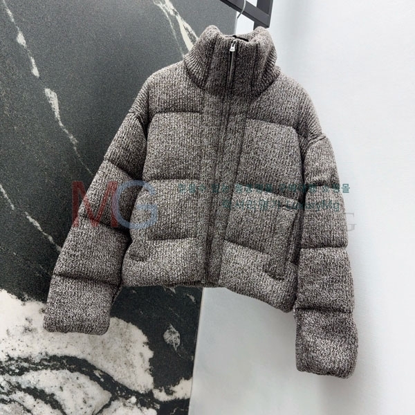 ���� ���ڷ� ��ġ�ڸ� �ٿ� �е� BC56568-7