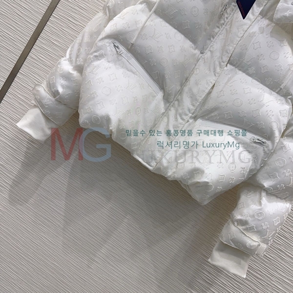 ���� ���̺��� �ٿ� �е� LV2145606-4