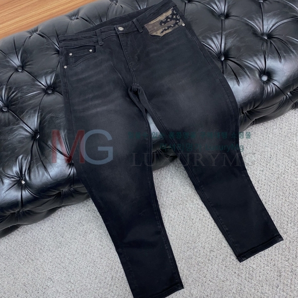 ���� ���̺��� û���� LV326745