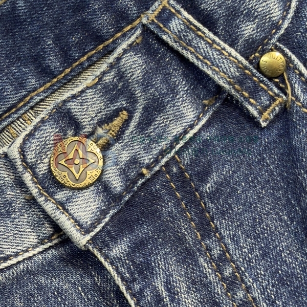 ���� ���̺��� û���� LV326746