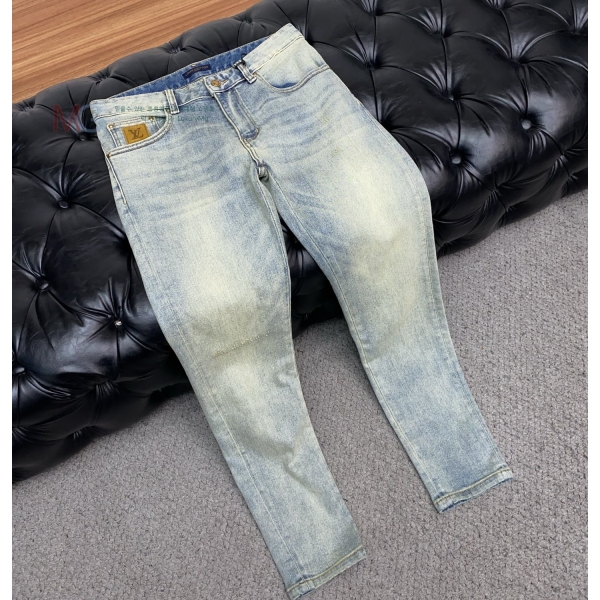 ���� ���̺��� û���� LV326747