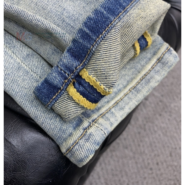 ���� ���̺��� û���� LV326747