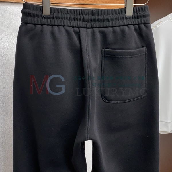 ���� ���ڷ� ��ġ�ڸ� ���� BC287692-1