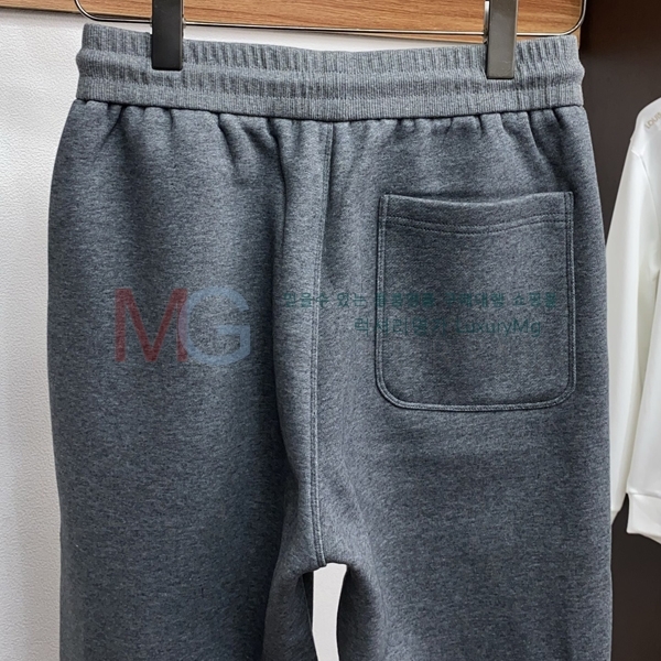 ���� ���ڷ� ��ġ�ڸ� ���� BC287692-2