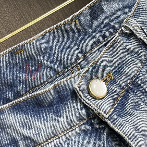 ���� ���̺��� û���� LV326748