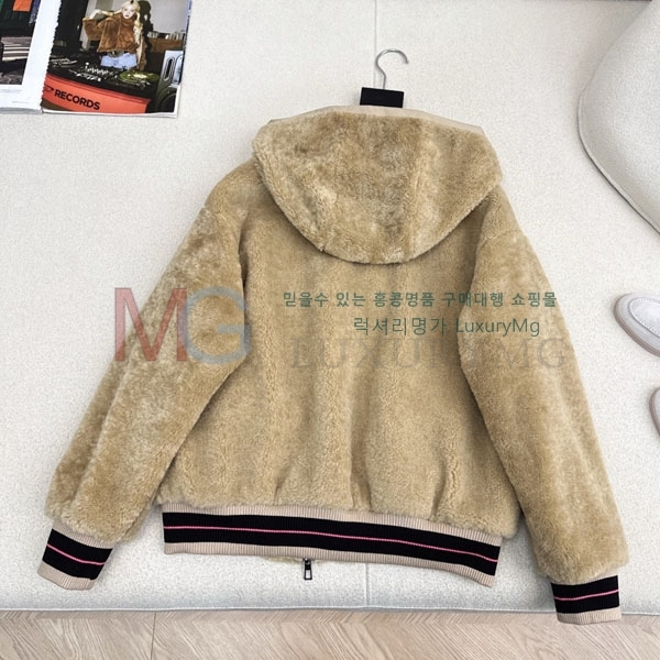 ���� �η�**�� ��� �þ �� ���� LP424502-11