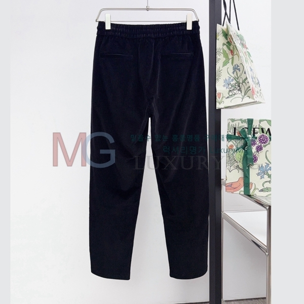 ���� ���ڷ� ��ġ�ڸ� ���� BC287693-2