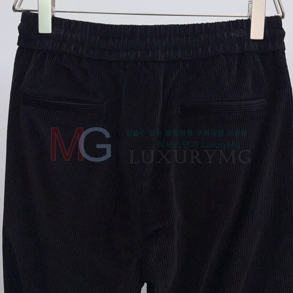 ���� ���ڷ� ��ġ�ڸ� ���� BC287693-2