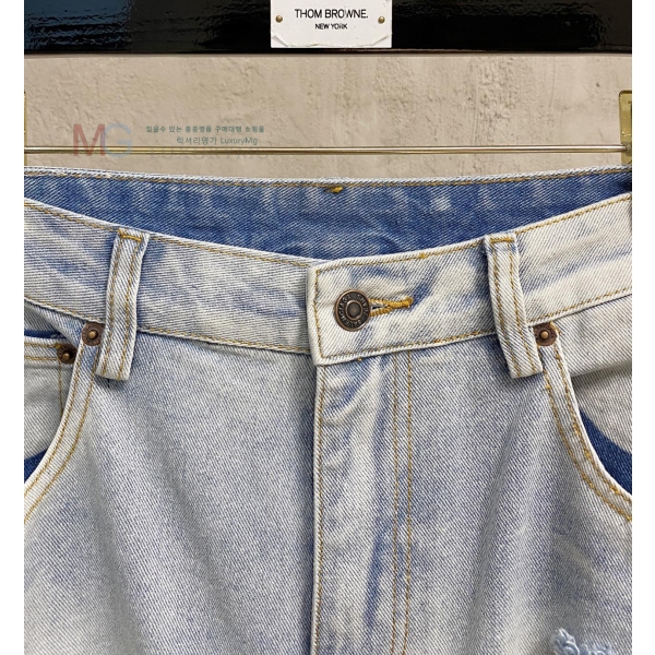 ���� �߷��þư� û���� BA824361