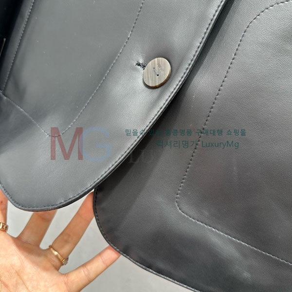 ���� �ο��� �ٿ� �е� �簡�� ���� LOW45064-7