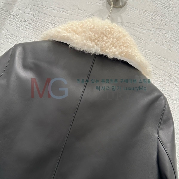 ���� �ο��� �ٿ� �е� �簡�� ���� LOW45064-7