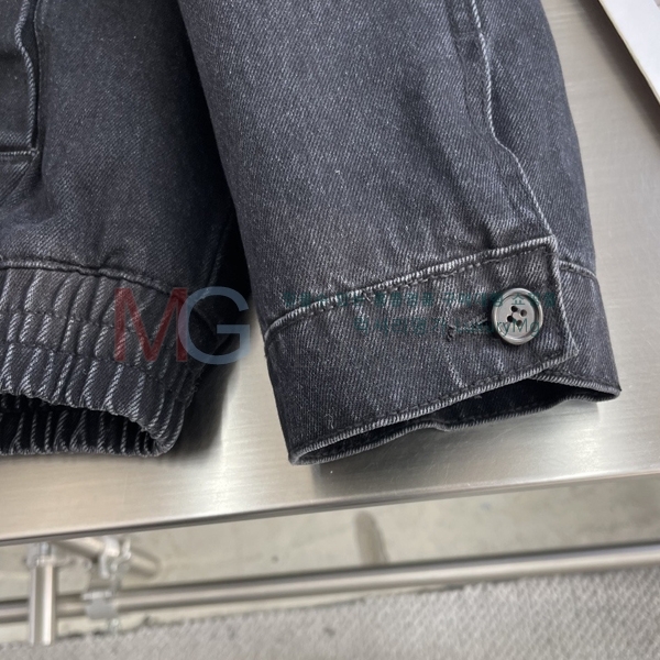 ���� �̿�̿� �淮 �е� MU6423749