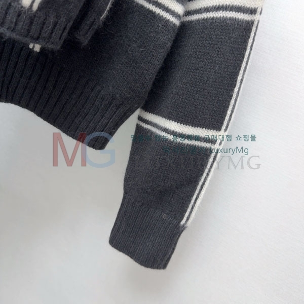 ���� ���ڷ� ��ġ�ڸ� ������ ���÷� ��Ʈ BC456332-4