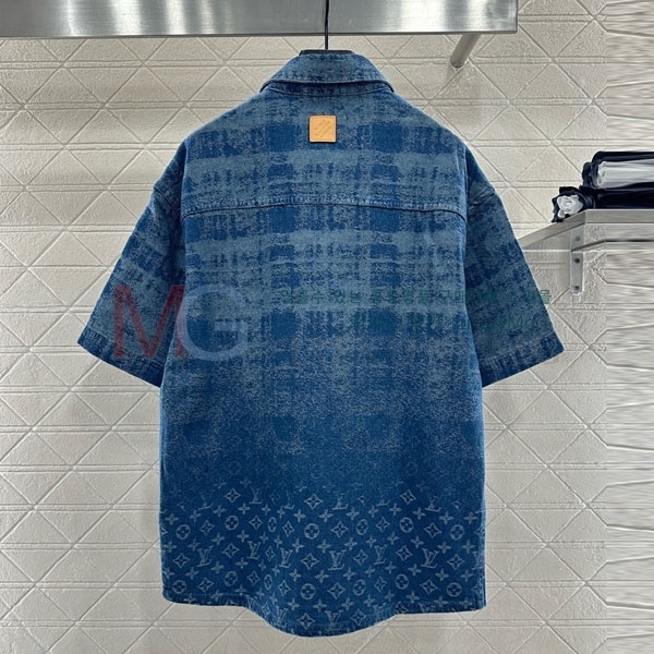 �������� ���̺��� ���� Ƽ���� LV47234320-1