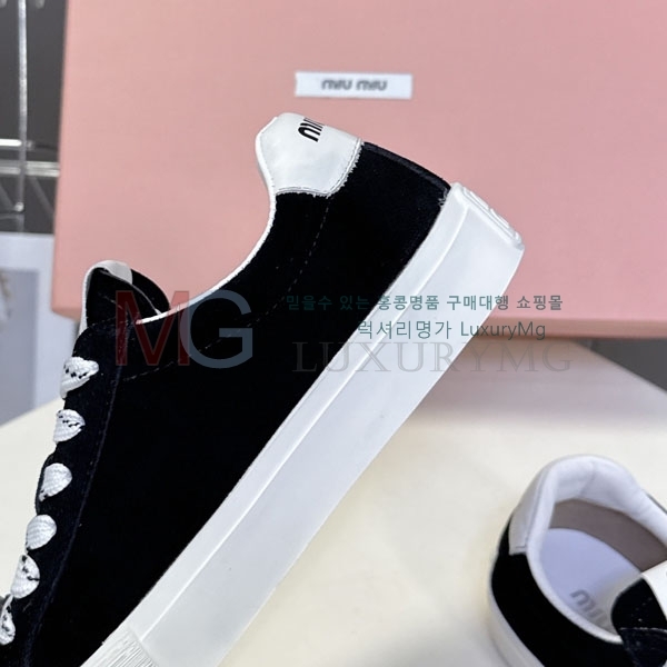 ���� �̿�̿� ����Ŀ�� MI3308801-2