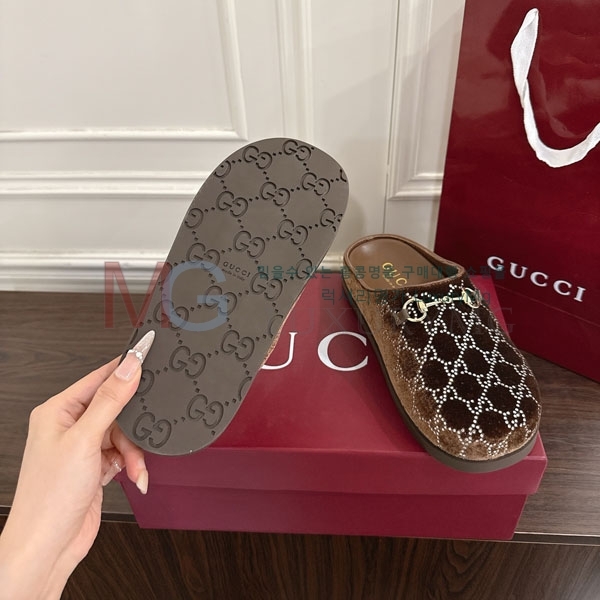 ���� ���� �� ������ P7T608881