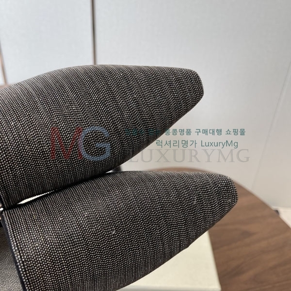 ���� ���ڷ� ��ġ�ڸ� ���� BL559046-2