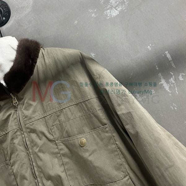 ���� �̿�̿� �þ �� ���� �ٿ� �е� MU341203-3