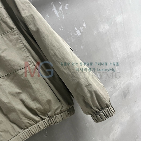 ���� �̿�̿� �þ �� ���� �ٿ� �е� MU341203-3