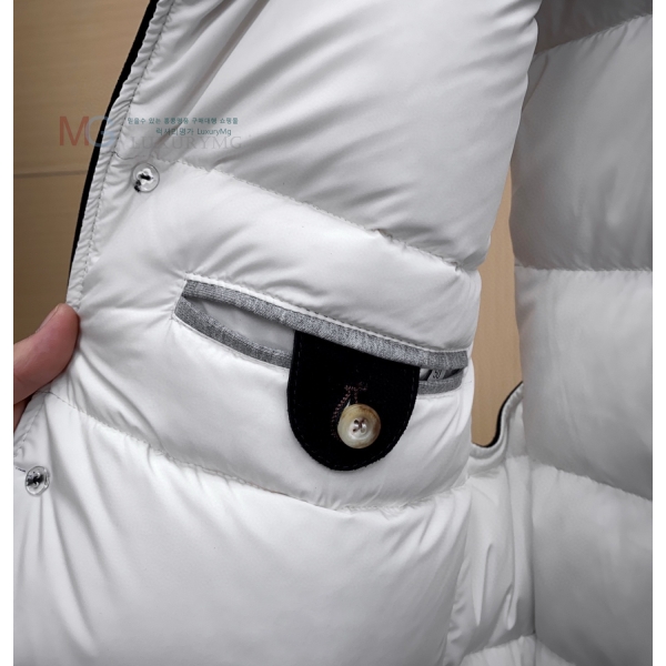 ���� ���ڷ� ��ġ�ڸ� �ٿ� �е� ���� BC536742-2