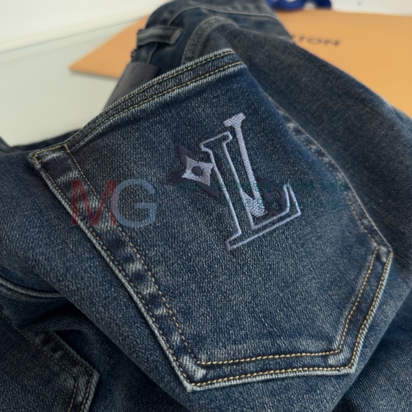 ���� ���̺��� û���� LV326752