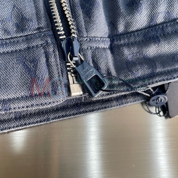 ���� ���̺��� �ٿ� �е� LV342710