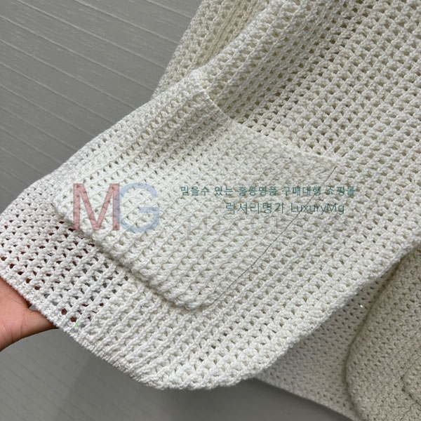 ���� ���ڷ� ��ġ�ڸ� ���� BC232640-4