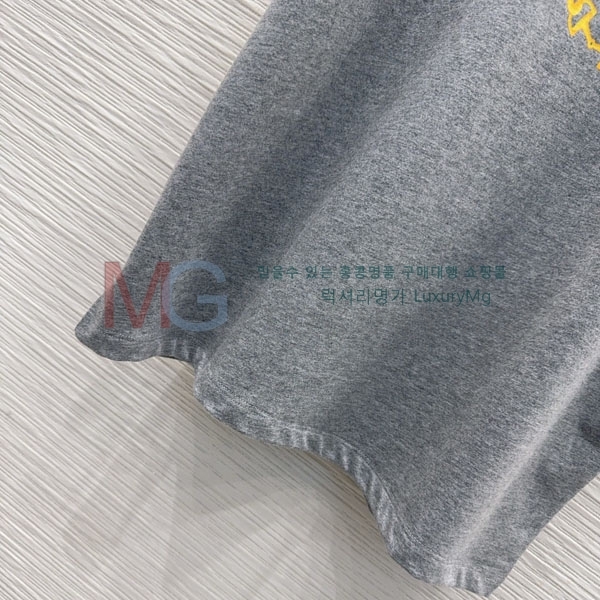 ���� ���� ���� Ƽ���� DA82585-7