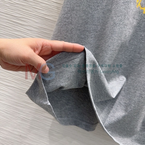 ���� ���� ���� Ƽ���� DA82585-7