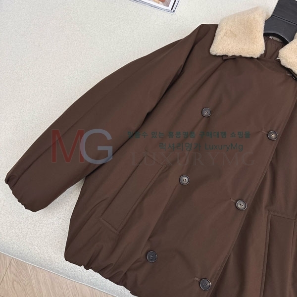 ���� ���ڷ� ��ġ�ڸ� �ٿ� �е� BC56568-5