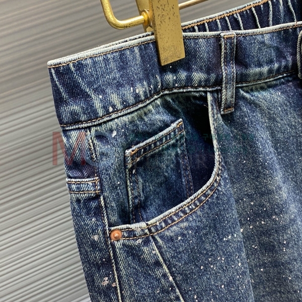 ���� �������������� û���� MM418703