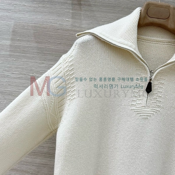 ���� �η�**�� ������ LP325677-13