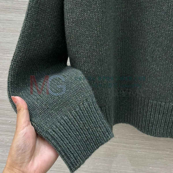 ���� �η�**�� ������ LP325677-15