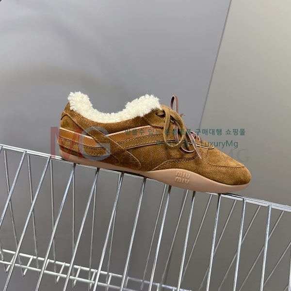 ���� �̿�̿� ����Ŀ�� MI3378923