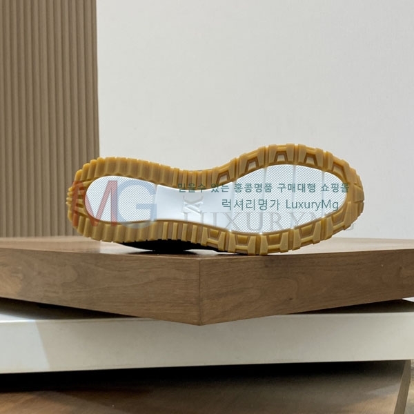 ���� ���̺��� ����Ŀ�� 1LV365501-2