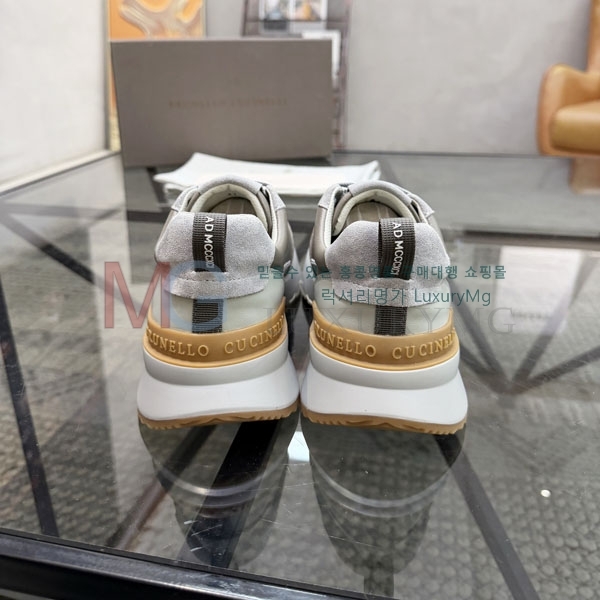  ���� ���ڷ� ��ġ�ڸ� ����Ŀ�� B666321