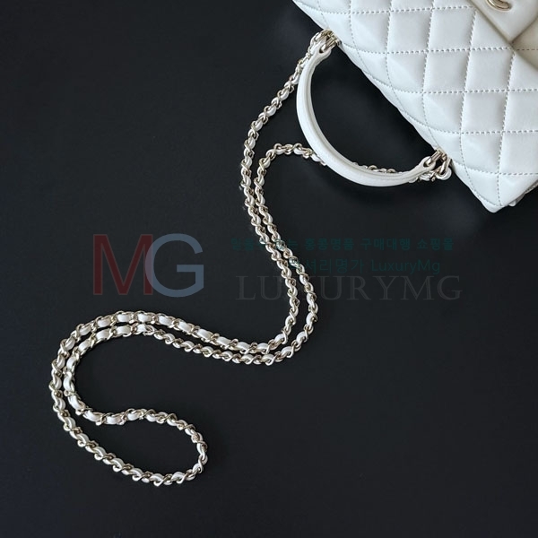 ��* Ŭ���� ���̴� �ڵ�� AS2431-504