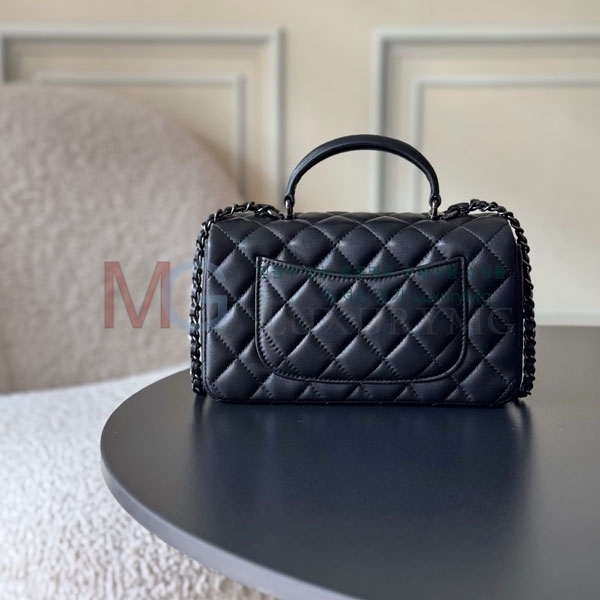 ��* Ŭ���� ���̴� �ڵ�� AS2431-500