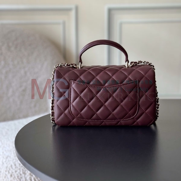 ��* Ŭ���� ���̴� �ڵ�� AS2431-506