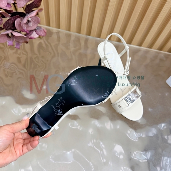 ���� ��� �̵��� DI5829350-1 (8.5cm)