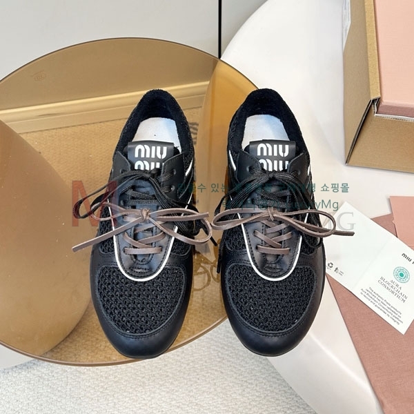 �������� �̿�̿� ����Ŀ�� M5M66011-1