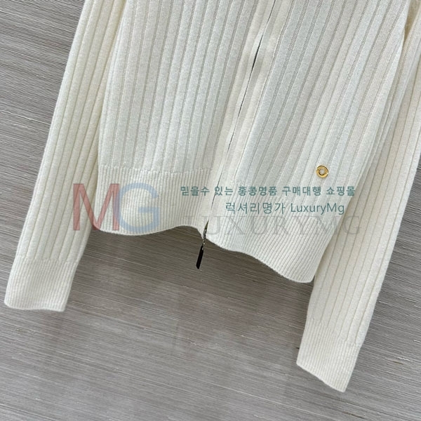 ���� �η�**�� ������ ����� ��Ŷ LP451044-1